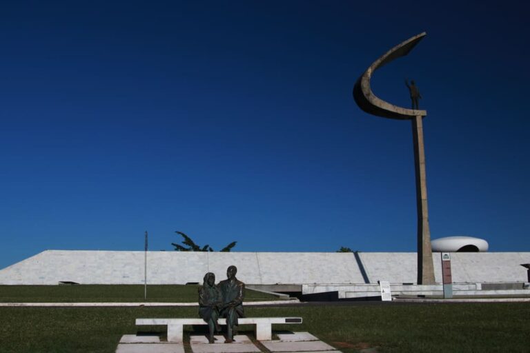 Guia Turístico de Brasília - memorial-jk_braslia DF