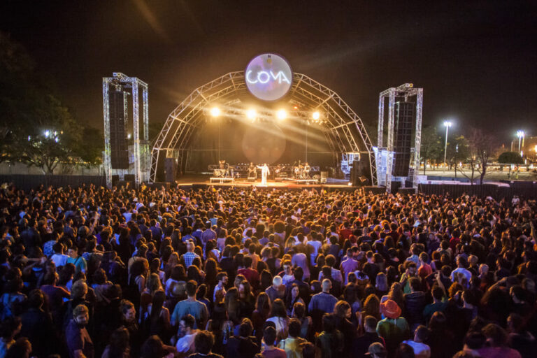 Guia Turístico de Brasília - Festival CoMA (CONVENÇÃO DE MÚSICA & ARTE)